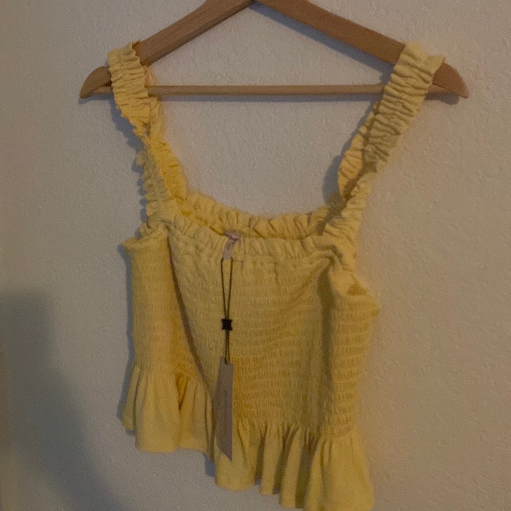 NWT!  BCBG yellow cropped tank